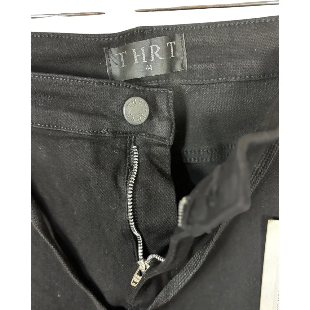 NWT THRT Mens Black Angel Cherub Print Distressed Jeans Sz 44x30 Streetwear - Picture 7 of 9